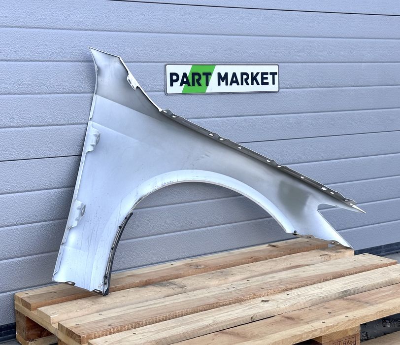 Ляв калник AUDI A7 C8