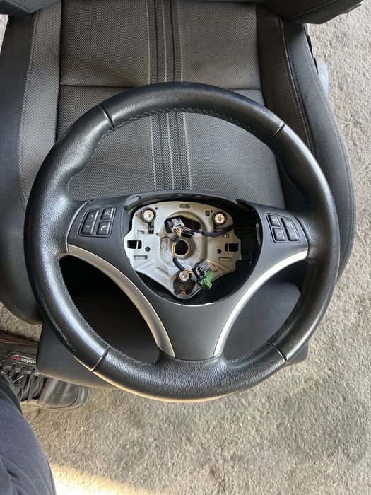 Volan sport bmw seria 1 3 x1 e84 impecabil