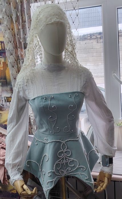 Корсет с баской 40-42 размер