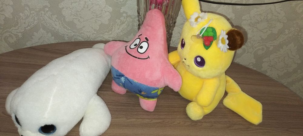 Продаются мягкие игрушки.