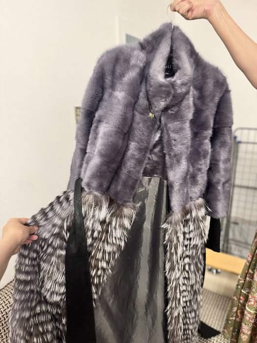 Продаю шубу от бренда OMABELLE