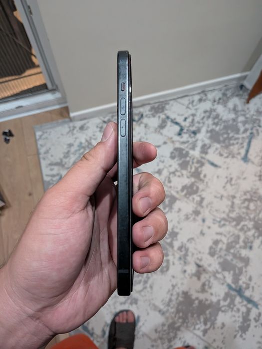 Продам iPhone 15 plus 128Gb