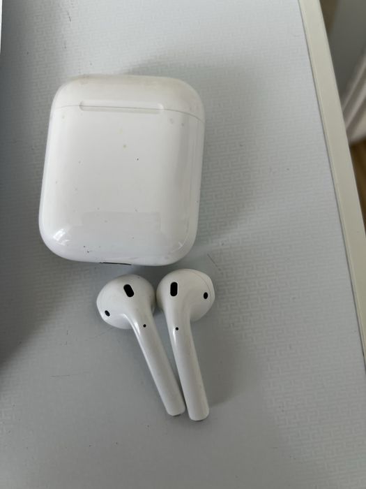 Продам airpods 2 оригинал