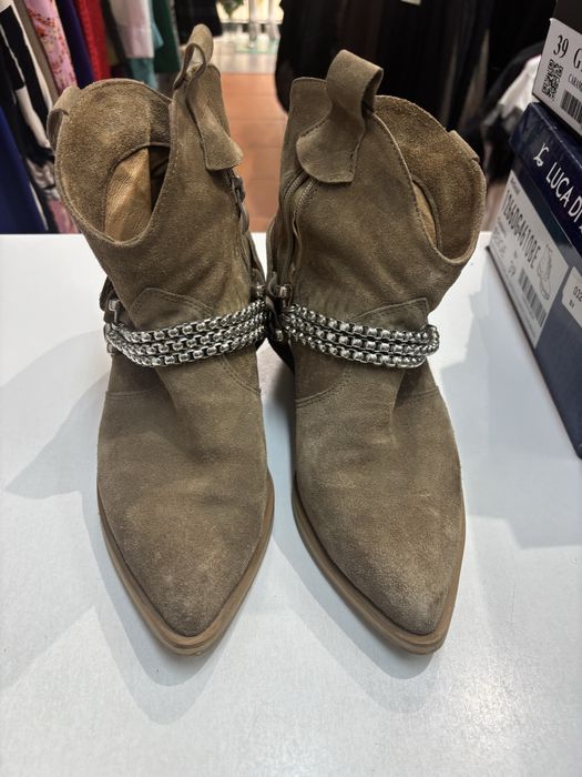 Ciocate dama piele intoarsa