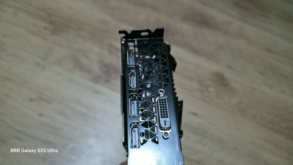 Placa video iChill Hercule Z Gtx 1070Ti 8gb