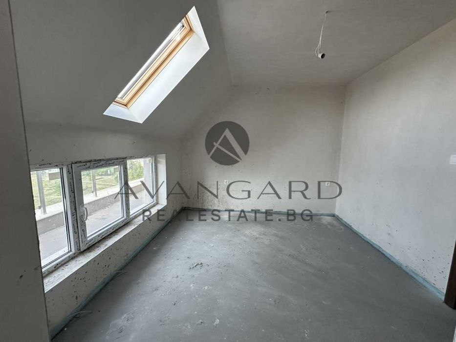 Продава се Тристаен апартамент в Пловдив, Тракия - 127 кв.м за 1315 €/кв.м - Снимка #3