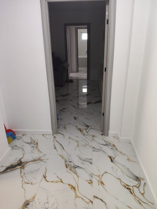 Se închiriază apartament 2 camere Micro 5