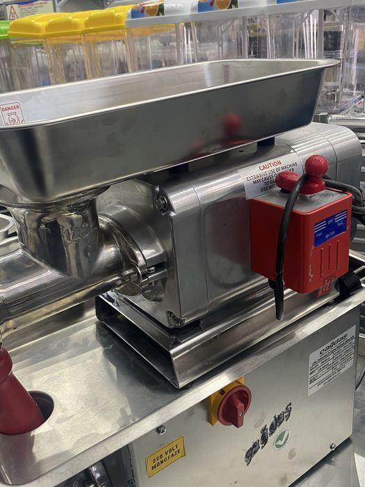 Мясорубка .Myasurobka месарофка gusht qiymalagich