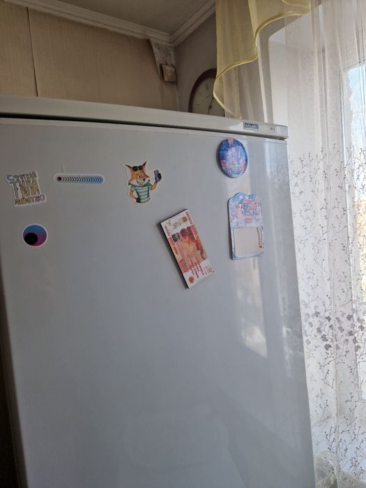 Продам холодильник