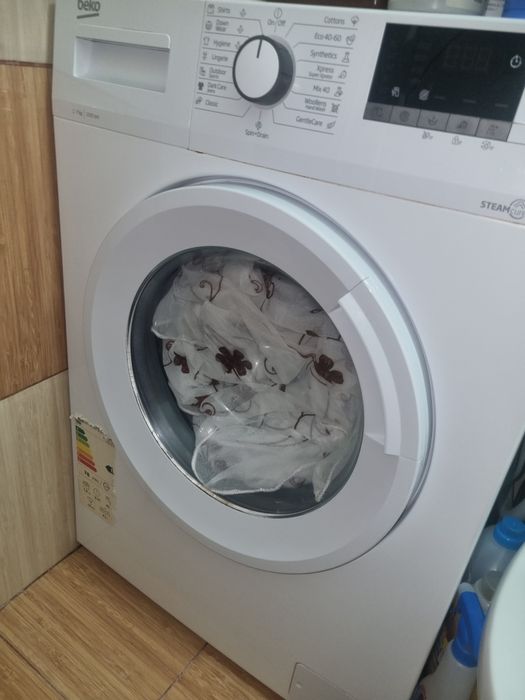 Mașina de spălat rufe BEKO
