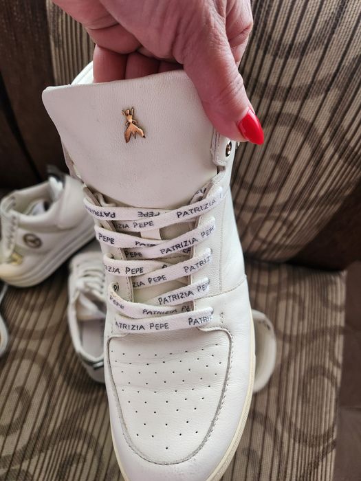 Patricia Pepe,Twinset