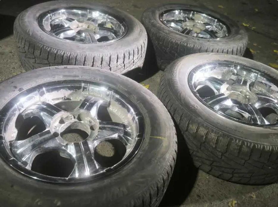 Диски R18 6x139.7 8j et15  Toyota Hilux 4runner Patrol Prado Pajero