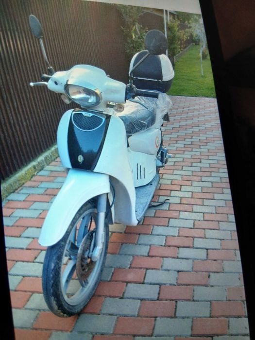 Vand scuter APRILIA