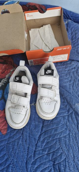 Маратонки Nike 30 номер