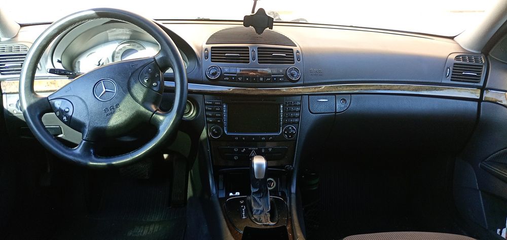 Mercedes e класа 211 авангард 320 CDI на части
