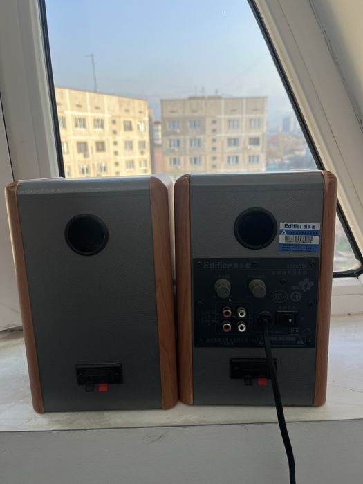 Продам настольные колонки