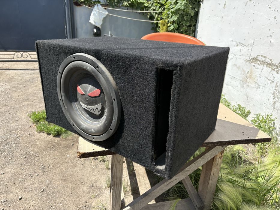 Продам сабвуфер б/у