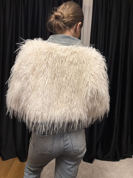 Geaca si vesta de iarna pentru petreceri tip apres-ski