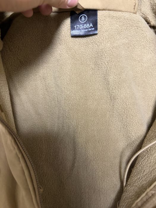 Распродажа куртки , джинсы , комбинезоны