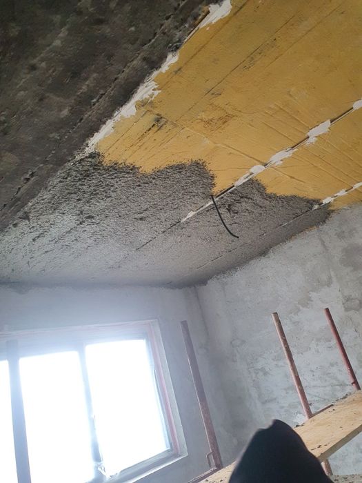 Tencuiala mecanizata