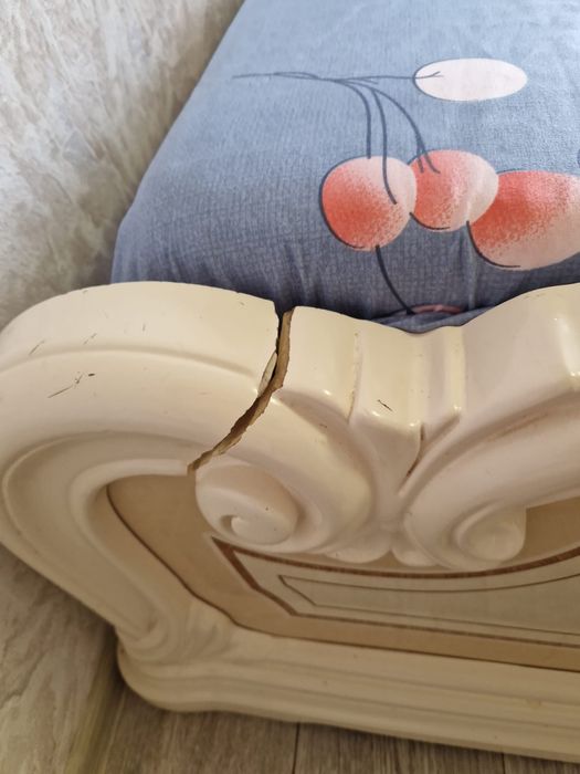 Кроват детскии диван