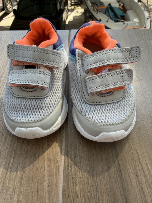 Кецове и сандали за бебе Adidas, Nike