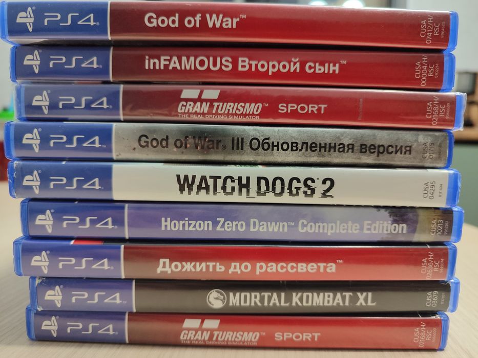 Продаю Playstation 4 slim 512 gb