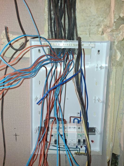 Электрик сантехник