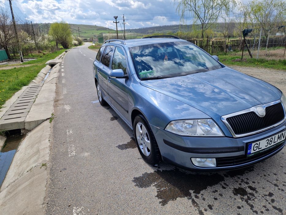 Vând skoda octavia  2
