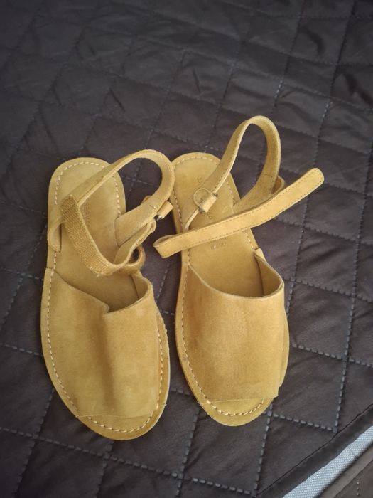 Sandale piele întoarsă marimea 33