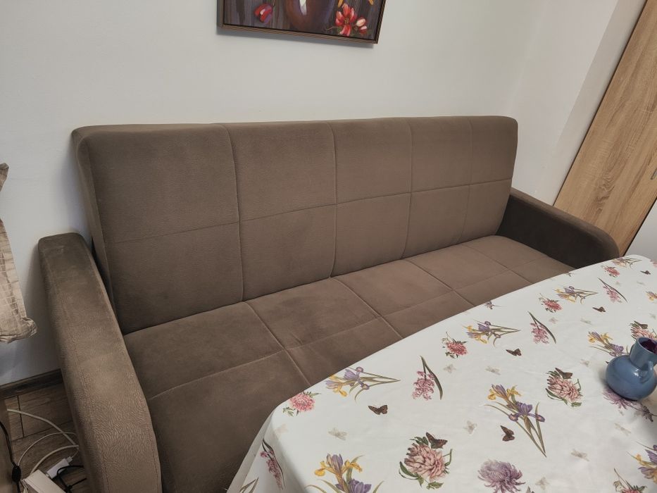 Диван с функция сън