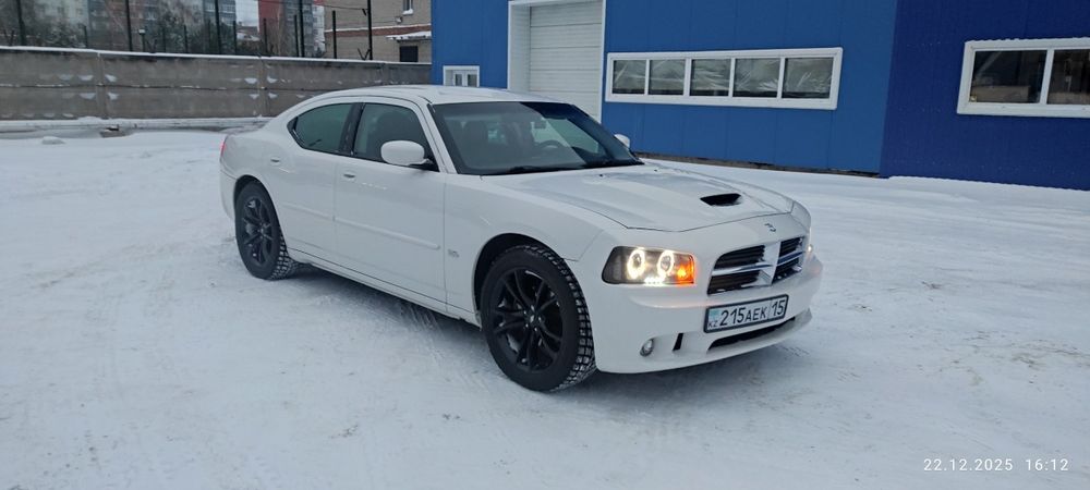 Продам автомобиль Чаржер