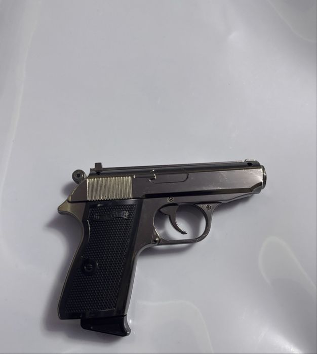 Зажигалка пистолет