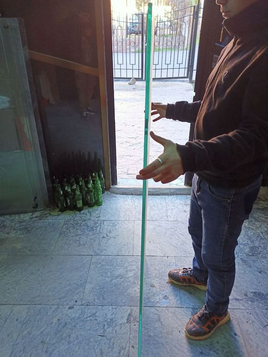 Продам стекла каленые 10 мм