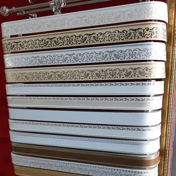 Металлический стеновой гардины