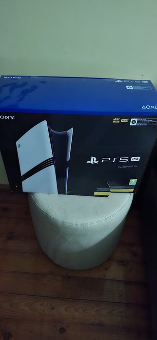 Продавам PS5 PRO