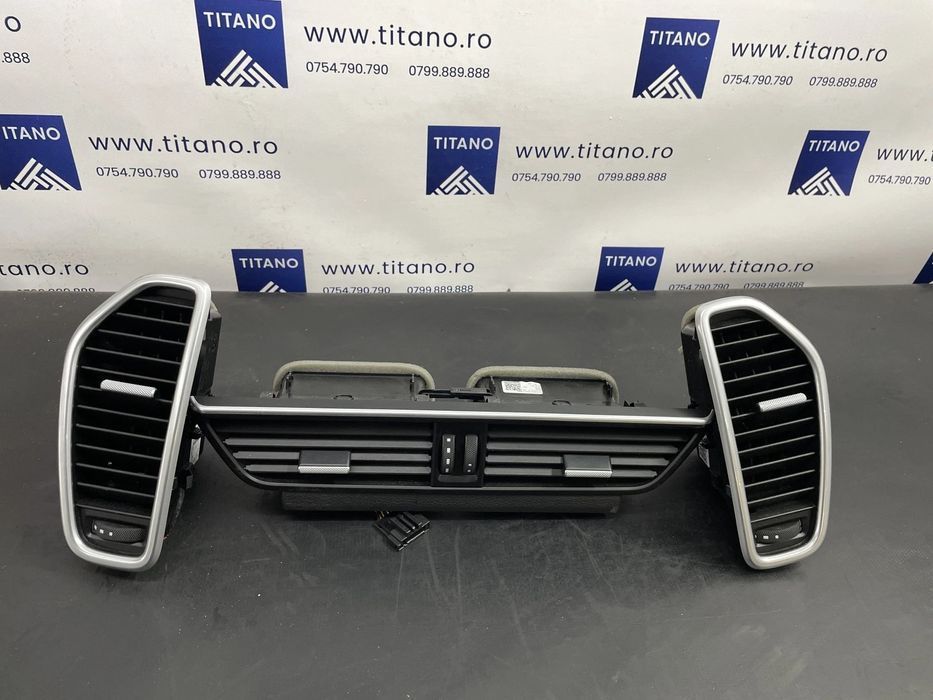 Grila aer bord Porsche Cayenne 2020 cod 9Y0820701A