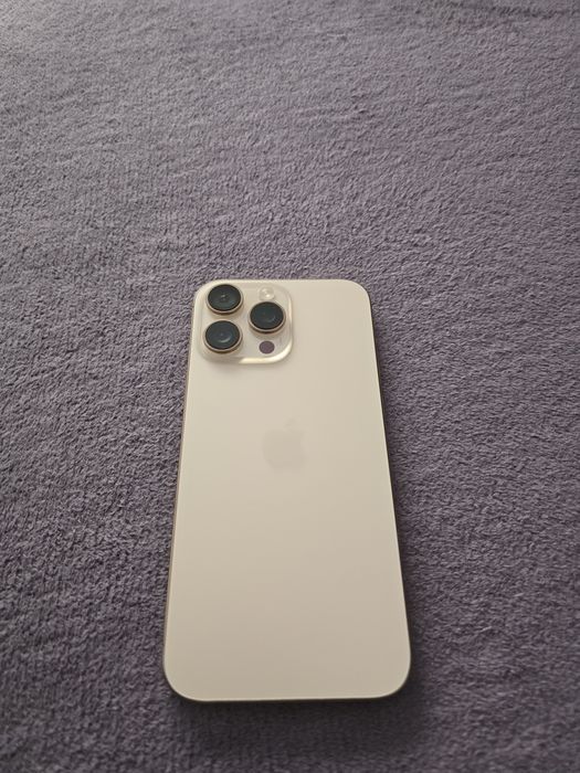 Vand/Schimn Iphone 16 pro max Impecabil