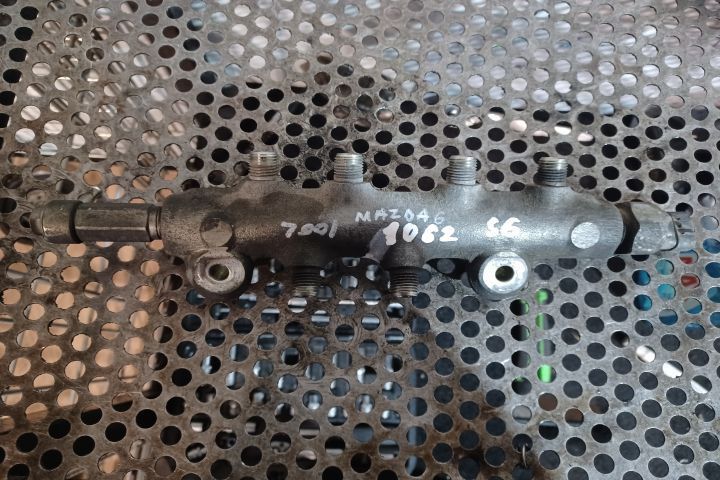 Rampa injectoare Mazda 6 GG [facelift] [2005 - 2007] wagon 2.0 MZR-CD