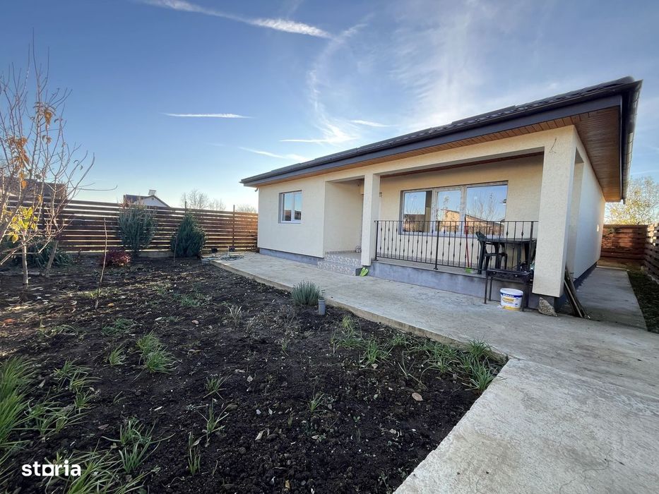 Glina stadion casa parter 4 camere