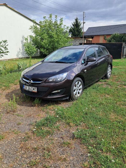 Vând Opel Astra Tourer,benzina,1.4,120CP,2014,116800km,scaune și volan incalzite