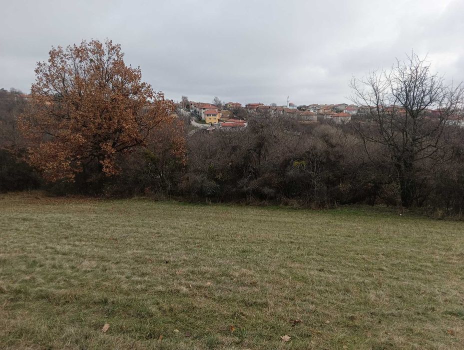 Парцел за строеж УПИ