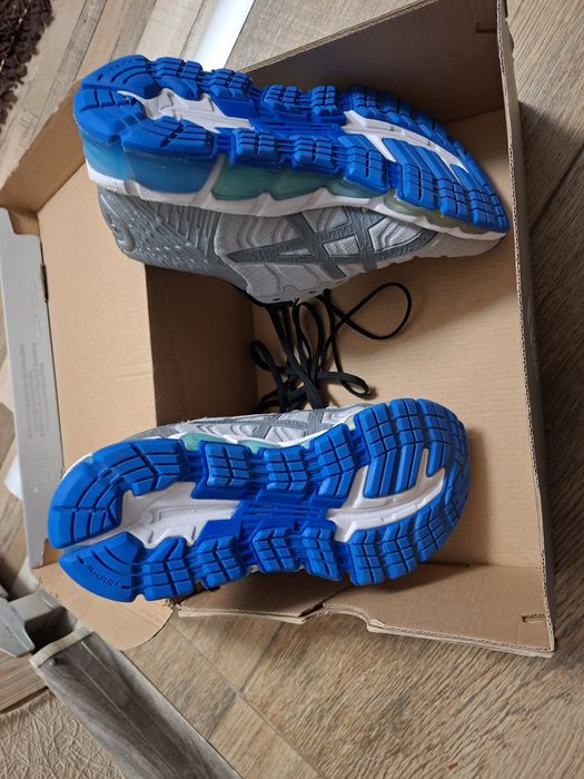 Бутонки ,стоножки,adidas .