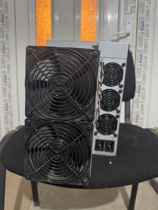 Antminer S19 Asic