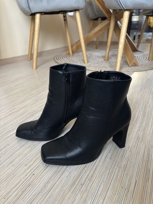 Дамски обувки и боти, 38