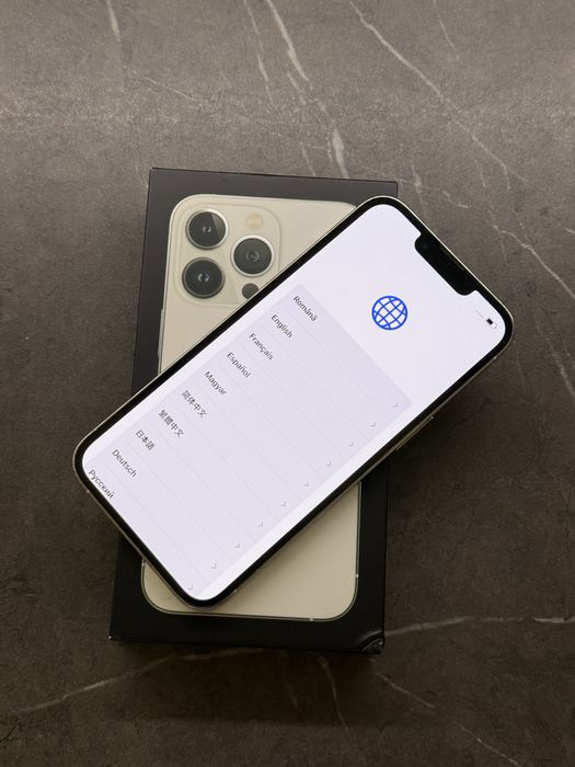 iPhone 13 PRO 256gb luat de nou cu accesorii