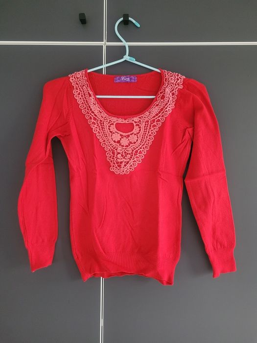 Pulovere marimea S/M