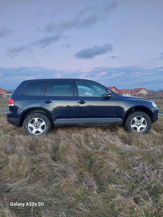 Vând touareg motor 2.5 tdi
