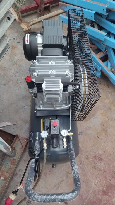 Compresor 100 litri,12 bari,2.2kw