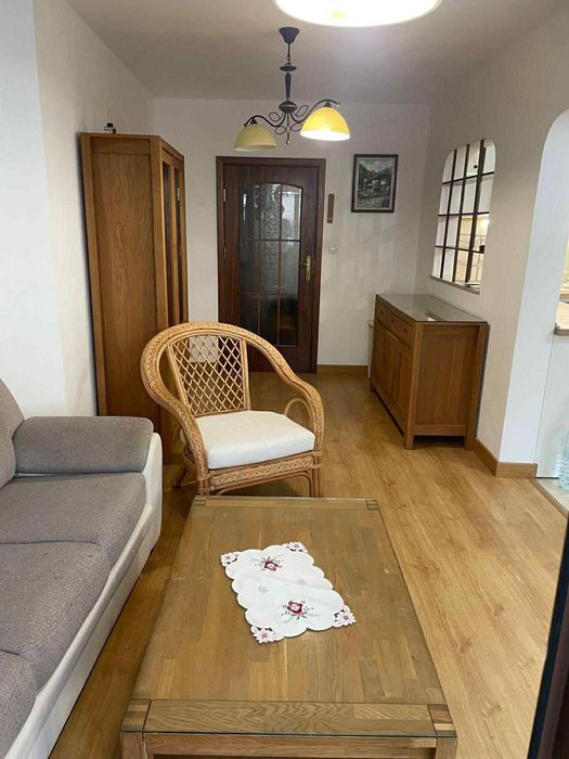 Дава се под наем Тристаен апартамент в Варна, Зимно кино Тракия - 92 кв.м за 698.19 € - Снимка #2